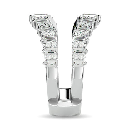 Diamond 7/8 Ct.tw Round and Straight Baguette Guard Ring in 14K White Gold