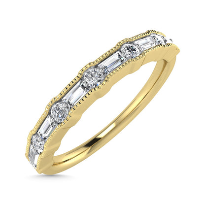 Diamond 1/4 Ct.Tw. Ladies Wedding Band in 14K Yellow Gold