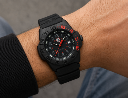 Luminox Navy SEAL 3550 44mm Military Dive Watch Swiss Made XS.3565 Sapphire Crystal
