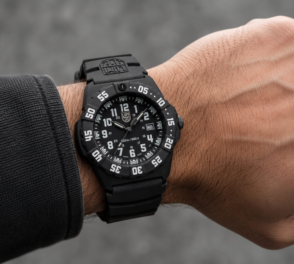 Luminox Navy SEAL XS.3551 44mm Swiss Made Military Dive Watch Sapphire Crystal