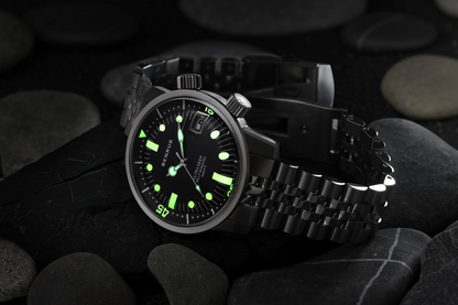 New BENRUS Ultra-Deep Automatic Dive Watch 36.5mm Black Dial Swiss Made 200M